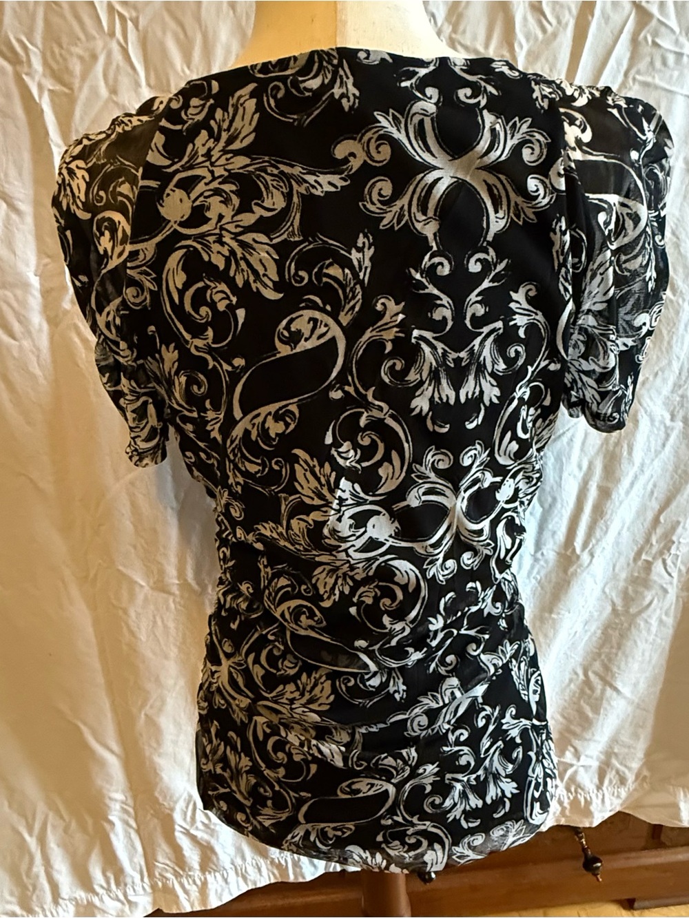 INC International Concepts Black and White Printed Short Sleeve Blouse